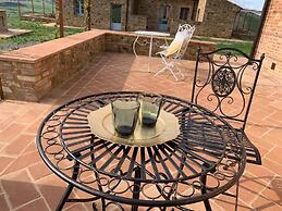 Cordella in Valdorcia Truffle & Olive Oil Resort - Podere Borgasso