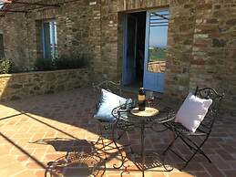 Cordella in Valdorcia Truffle & Olive Oil Resort - Podere Borgasso