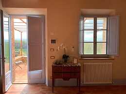 Cordella in Valdorcia Truffle & Olive Oil Resort - Podere Borgasso