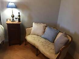 Cordella in Valdorcia Truffle & Olive Oil Resort - Podere Borgasso