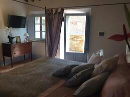 Cordella in Valdorcia Truffle & Olive Oil Resort - Podere Borgasso