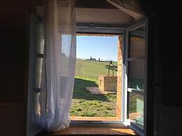 Cordella in Valdorcia Truffle & Olive Oil Resort - Podere Borgasso