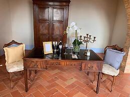 Cordella in Valdorcia Truffle & Olive Oil Resort - Podere Borgasso