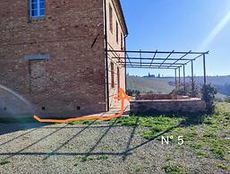 Cordella in Valdorcia Truffle & Olive Oil Resort - Podere Borgasso