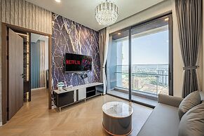 Lumiere Riverside Condo and Suite KHC