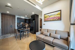 Lumiere Riverside Condo and Suite KHC