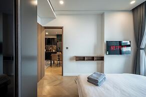 Lumiere Riverside Condo and Suite KHC