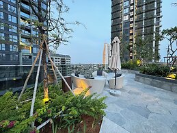 Lumiere Riverside Condo and Suite KHC