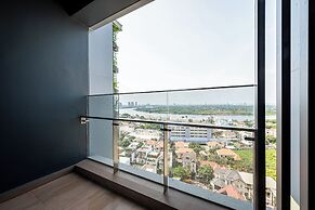 Lumiere Riverside Condo and Suite KHC