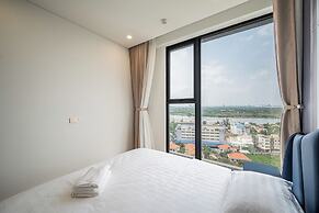 Lumiere Riverside Condo and Suite KHC