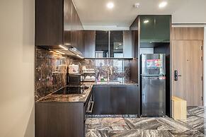 Lumiere Riverside Condo and Suite KHC