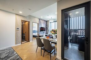 Lumiere Riverside Condo and Suite KHC