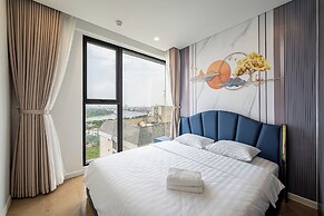 Lumiere Riverside Condo and Suite KHC