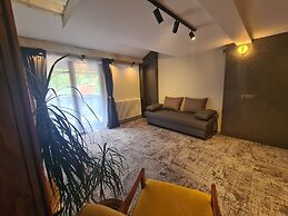 CASA FLORESCU