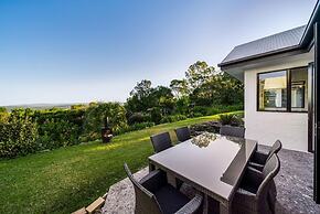 Ninderry Manor- Magical Sunshine Coast Escape