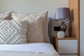 The Cromwell Collection