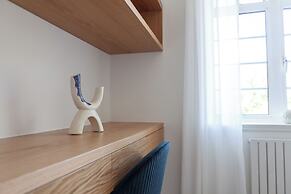 The Cromwell Collection