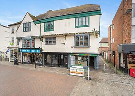 3 Bedroom City Centre Apartment