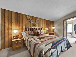 Be310 Bridge End Pet Friendly 2 Bedroom Condo by RedAwning