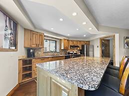 Be310 Bridge End Pet Friendly 2 Bedroom Condo by RedAwning