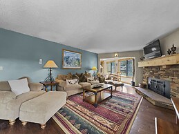 Be310 Bridge End Pet Friendly 2 Bedroom Condo by RedAwning