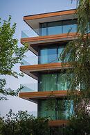 BJ81 Suite Hotel