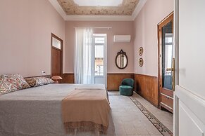 Stylish Apartment near Piazza Magione