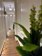 Downtown view studios