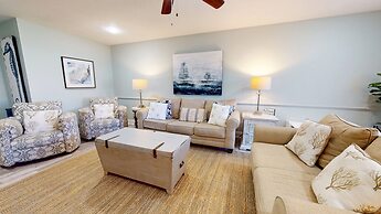 Augusta Village Sandestin by Gibson BR