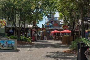 Augusta Village Sandestin by Gibson BR