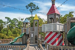 Augusta Village Sandestin by Gibson BR