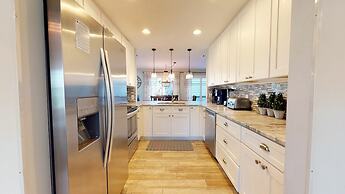 Augusta Village Sandestin by Gibson BR