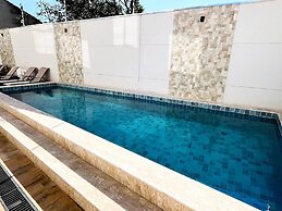 Piscina academia metro  Brazilian Corner