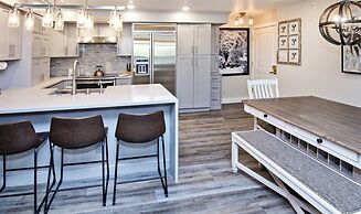 Luxury 3 Bedroom Condo in Vail Village