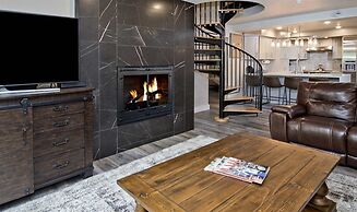 Luxury 3 Bedroom Condo in Vail Village