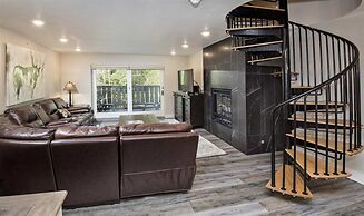 Luxury 3 Bedroom Condo in Vail Village