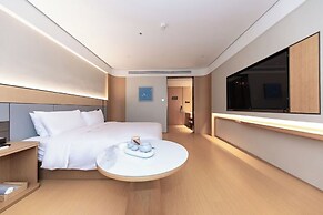 All-season Hotel Convention Center Hotel