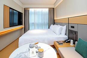 All-season Hotel Convention Center Hotel