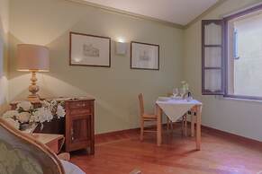 Daisy Home in Varenna