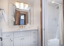 3 Bedroom in the Heart of Vail Village - Bridge Street