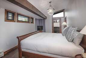 3 Bedroom in the Heart of Vail Village - Bridge Street