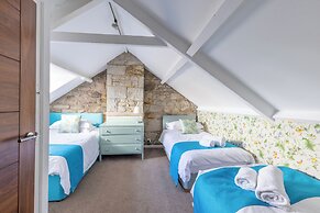 Village House - North East Escapes