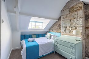 Village House - North East Escapes