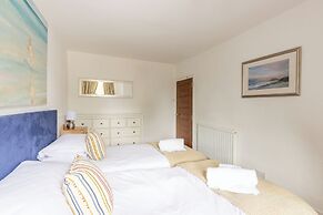 Village House - North East Escapes