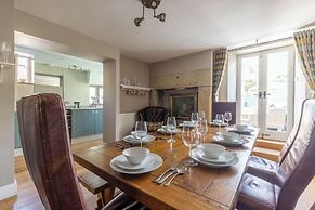 Village House - North East Escapes