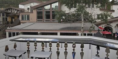 5 Bedroom in the Heart of Vail Village