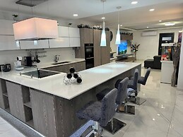 Marsascala Sea View Apartment Hpi9934