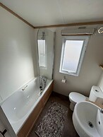 Lodge Size Retreat in Lyons Robin Hood Rhyl