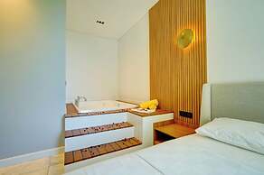 Pluto-1 PLANET LUXURY VILLAS