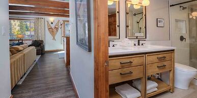 2 Bedroom Condo in Lionshead Village - Walk to Lifts